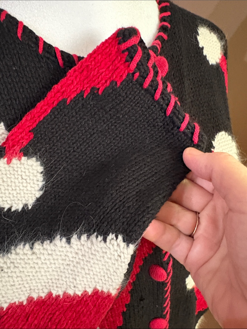 Vintage Christmas Red, Black & Cream Cardigan 1998 tag - Picture 6 of 14